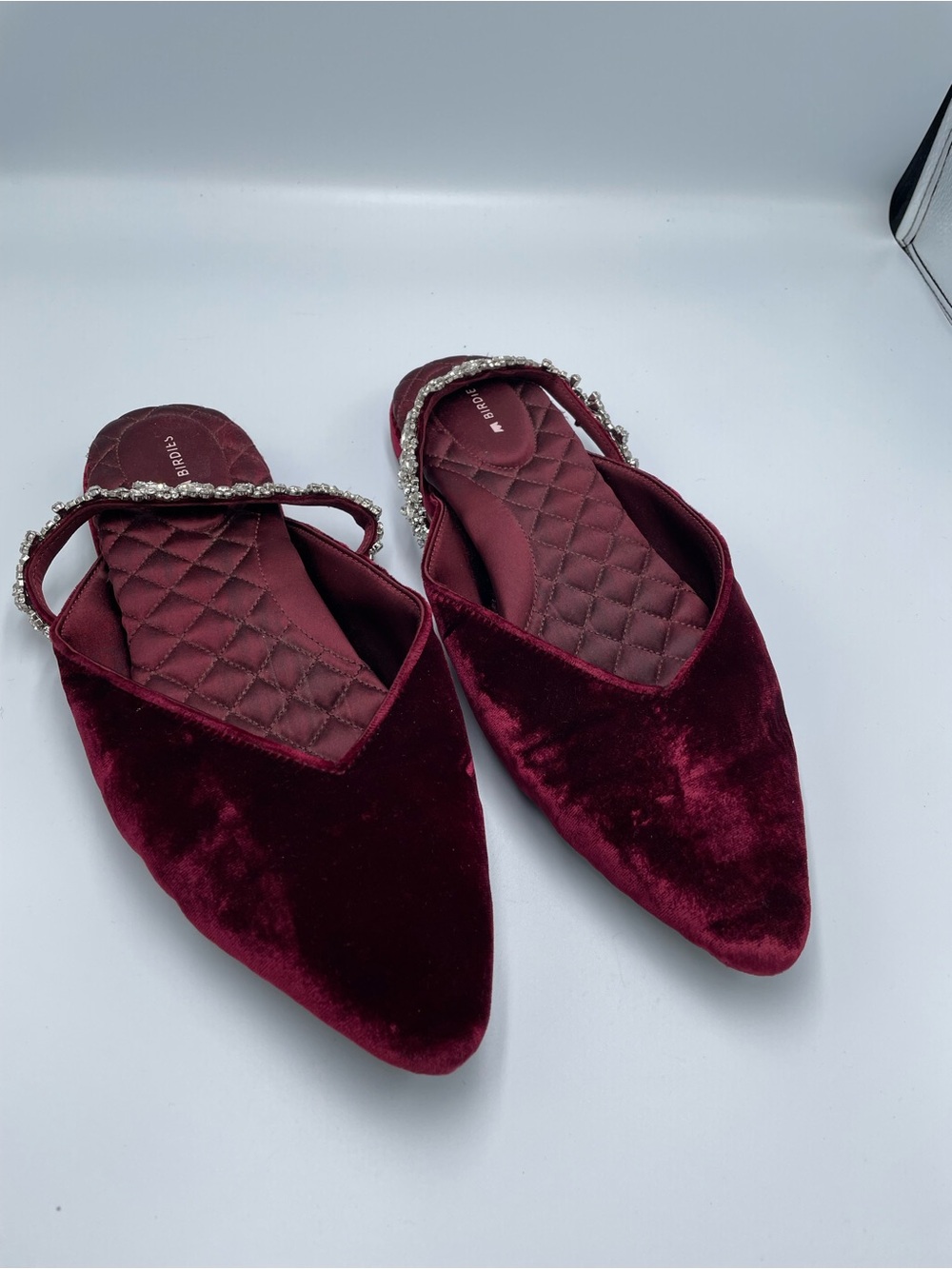 Birdies The Swan Wine Velvet Gem Bracelet Slip-On Mule Flats Size 10 Womens